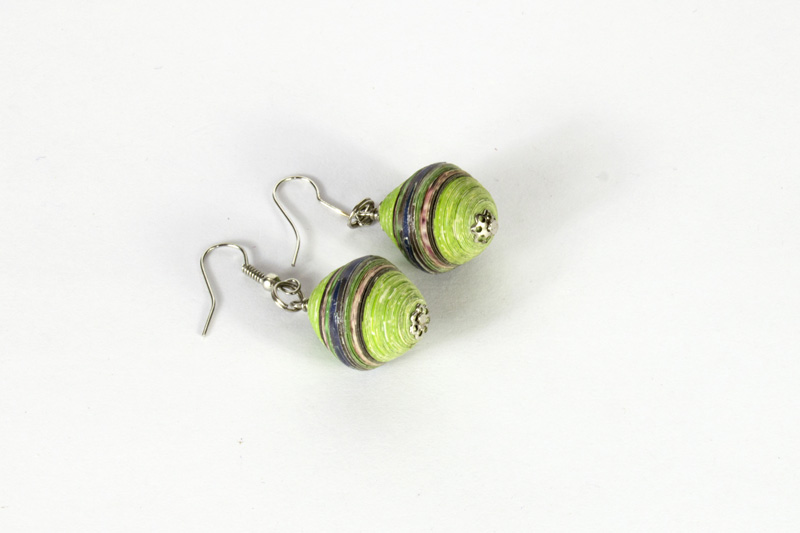 Magazine Medium Bead Earrings Magazine Medium Bead Earrings