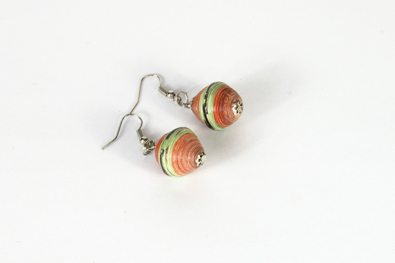 Magazine Medium Bead Earrings Magazine Medium Bead Earrings