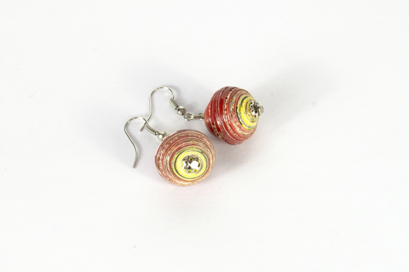 Magazine Medium Bead Earrings Magazine Medium Bead Earrings