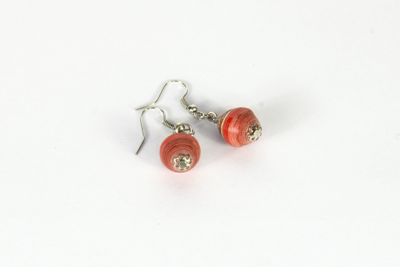 Magazine Small Bead Necklace - short Magazine Small Bead Necklace - short