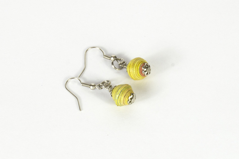 Magazine Small Bead Necklace - short Magazine Small Bead Necklace - short