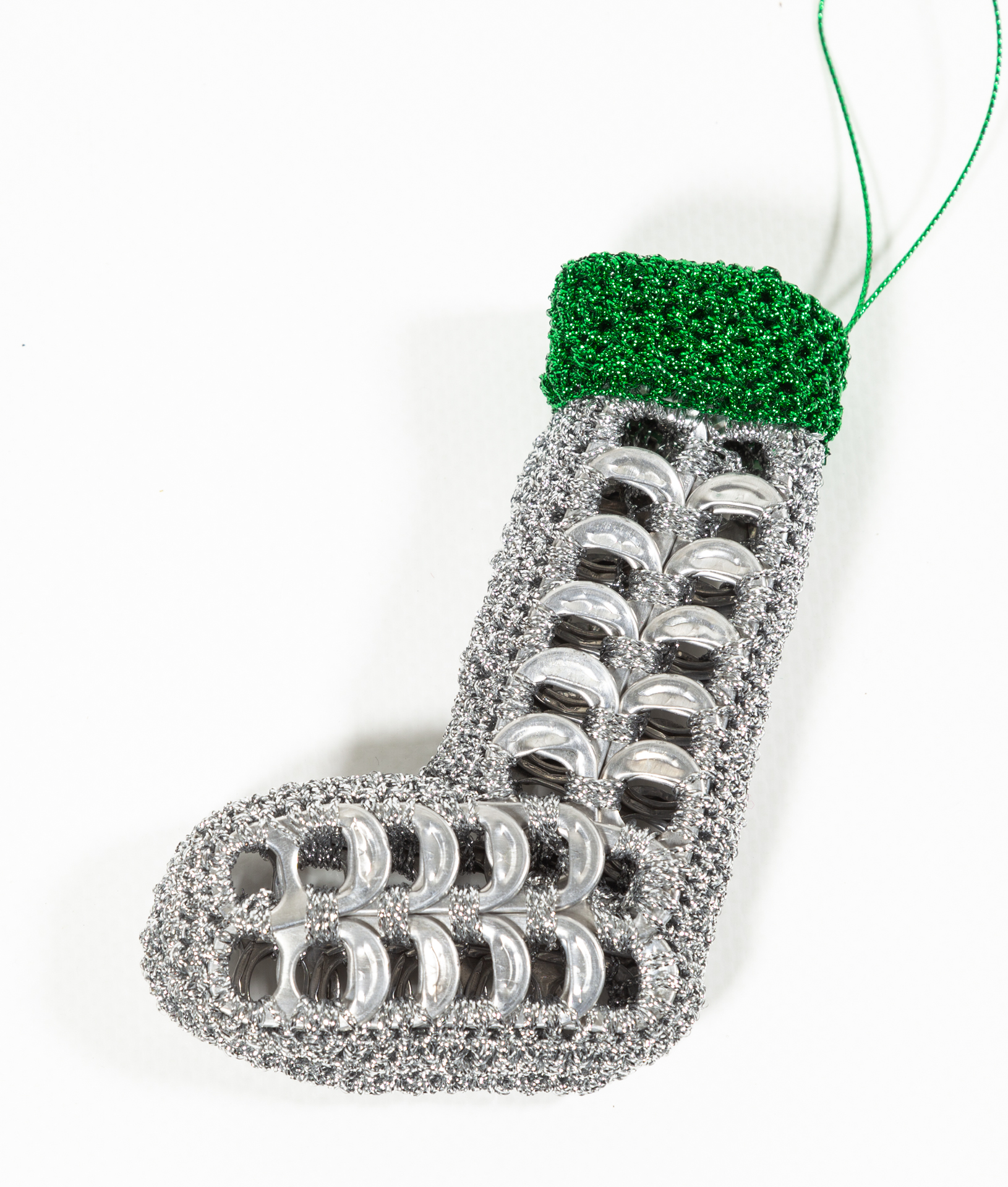 ALTERNATIVE CHRISTMAS GREETING - Large Ring Pull Christmas Decorations ALTERNATIVE CHRISTMAS GREETING - Large Ring Pull Christmas Decorations